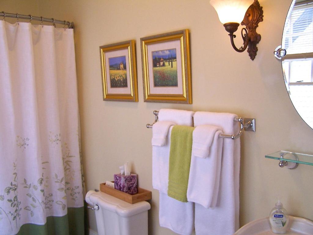 Queen Suite