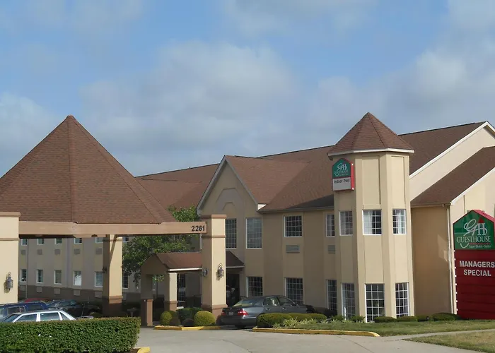 Resort: Guesthouse Inn & Suites Lexington